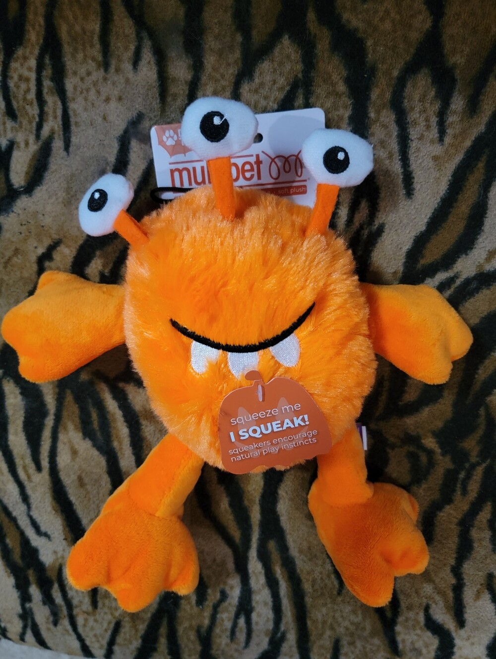 Multipet Dog Monster Toy W Squeak Orange or Green Assorted Plush Sz Small Med Ea - Picture 2 of 5